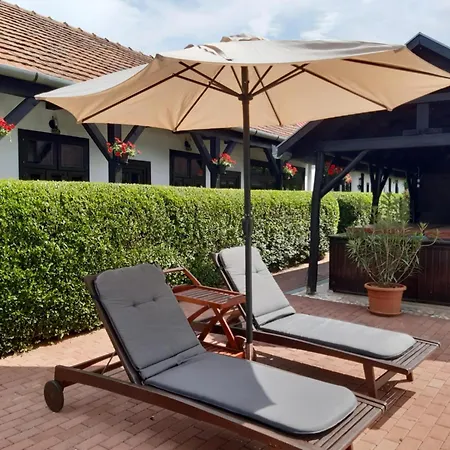 Dura Vendeghaz Gasthof Paszab